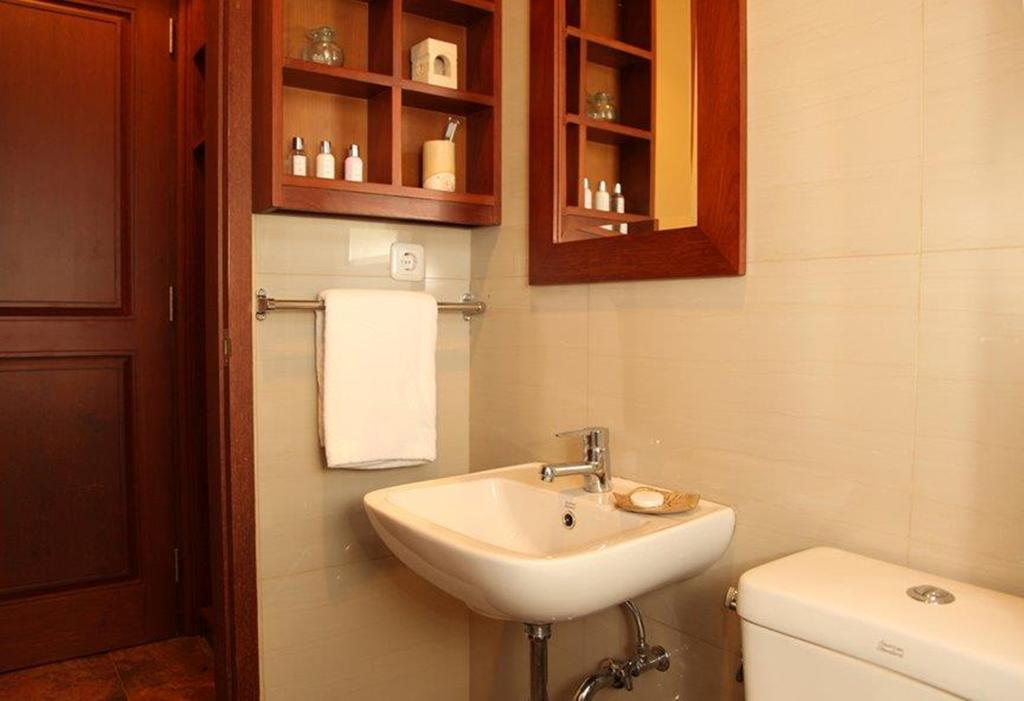 Amira Hotel Μπαντούνγκ Δωμάτιο φωτογραφία